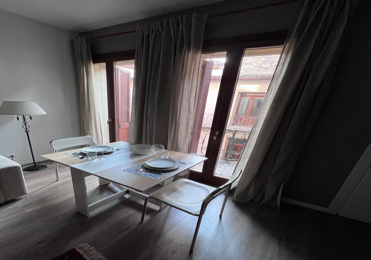 Monkey House Верона Экстерьер фото